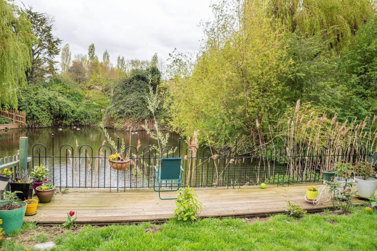 Comfortable Quiet Room Near Cambridge Long Stanton エクステリア 写真